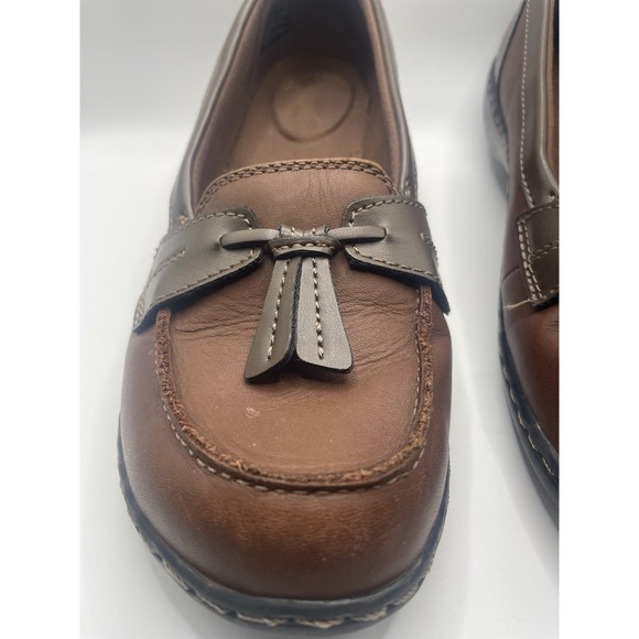 Clarks Women's Ashland Bubble Leather Brown Loafers Size 9 Comfort Tassels - Picture 2 of 9